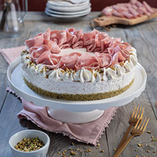 Cheesecake Salata con Roselline di Mortadella Bologna IGP