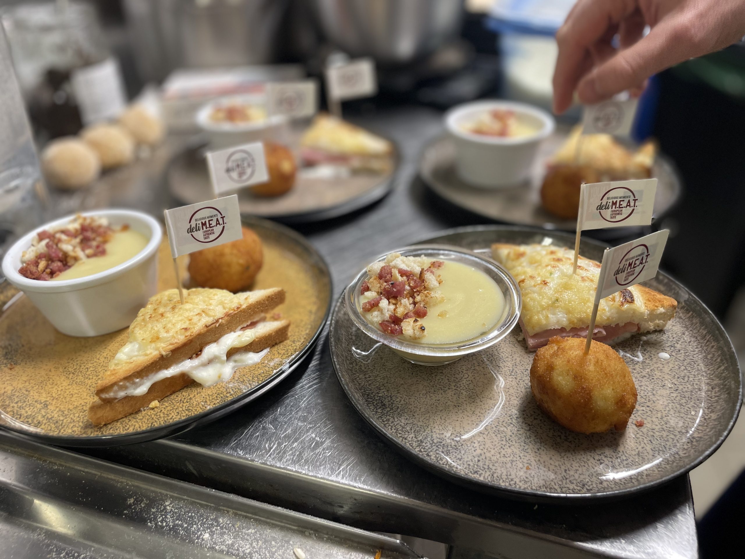 DeliMeat Parigi 2 scaled 1