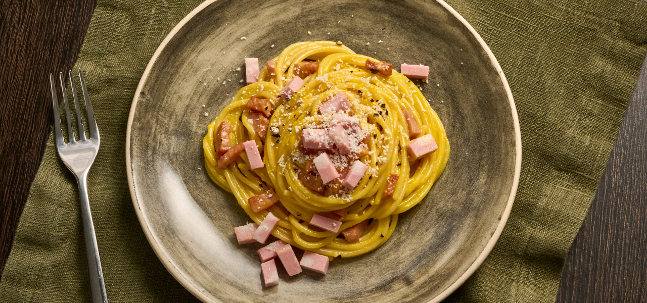 Spaghetti-alla-carbonara-e-mortadella-h