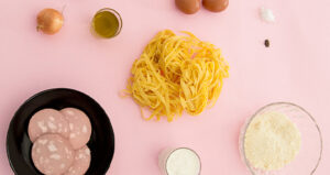 Fettuccine alla papalina 300x159