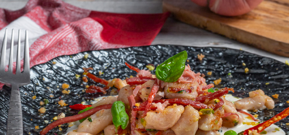 Gnocchetti con pistacchio e mortadella 