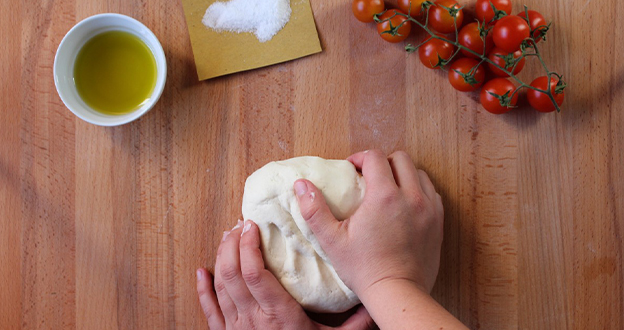 focaccia pugliese con patate e mortadella4